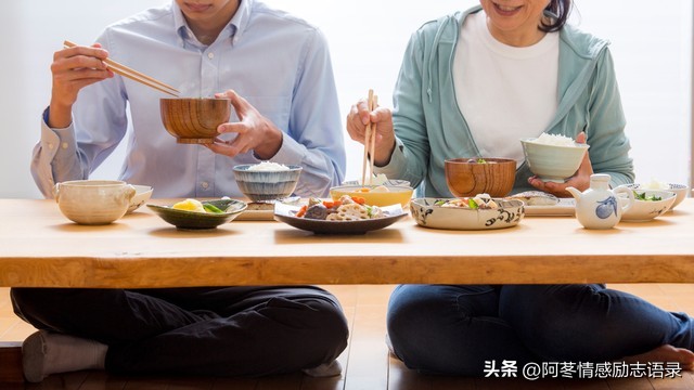 19岁小伙在河南打工不顺流落街头,19岁小伙求职让人泪目