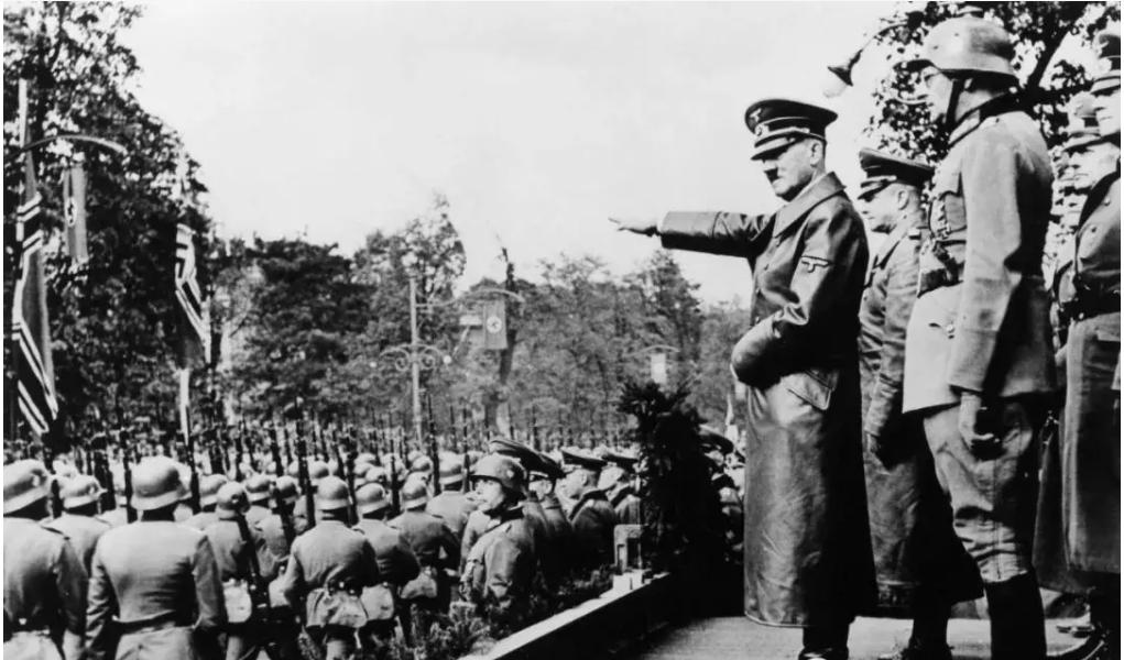 二战时期德国人为什么仇杀犹太人,二战时期的犹太人为什么不反抗