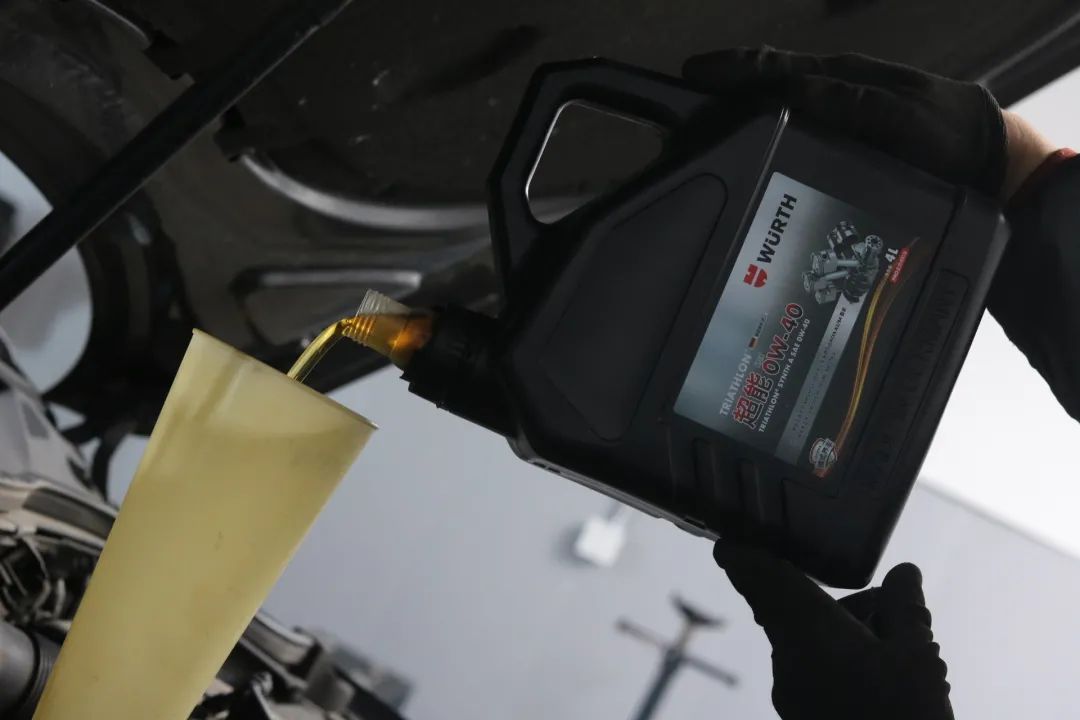 迈腾b7翻新视频成都,大众迈腾b7旧车翻新改造