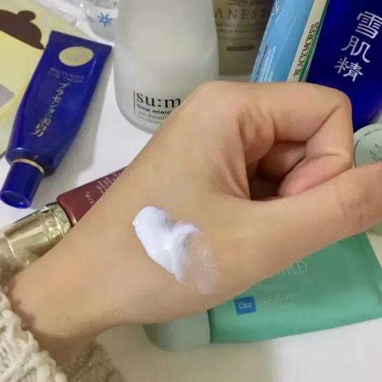 比较好又比较实惠的隔离霜,隔离霜最好用的是哪款