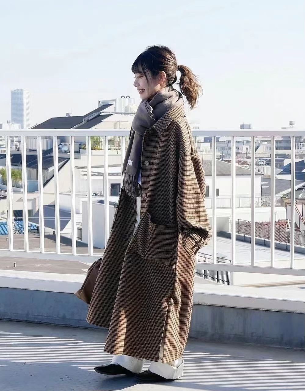 怎么样搭围巾显脸小,薄围巾怎么系显脸小