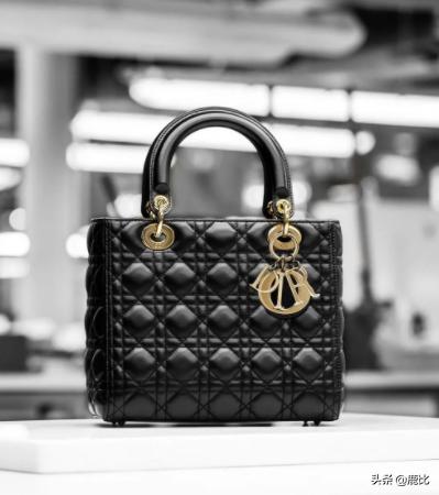ladydior戴妃包丝绒,美到窒息的迪奥戴妃包