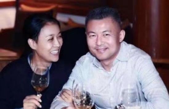 好男人孟桐,那英和孟桐牵手视频