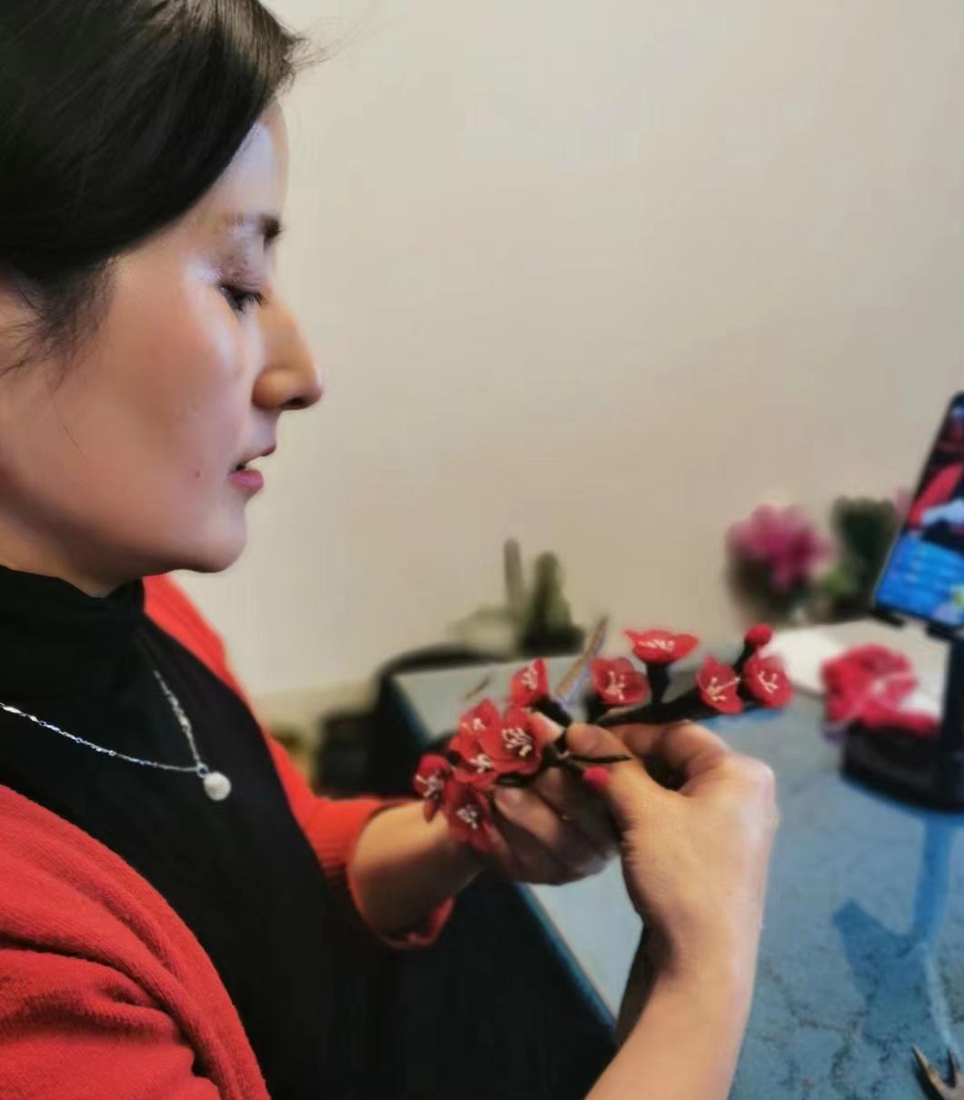 残疾人花艺培训班,江西大姐在家创业