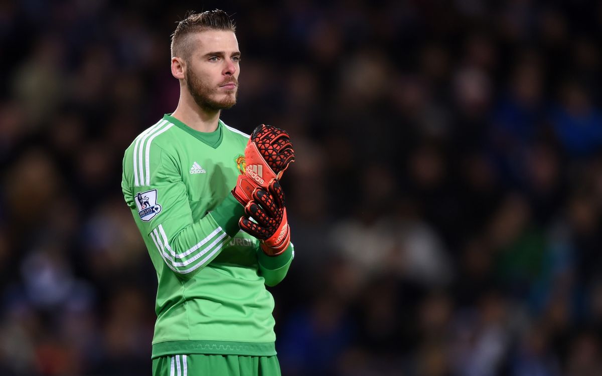 转会市场上那些突然反转,火山灰改变莱万轨迹“上树梗”因他得名