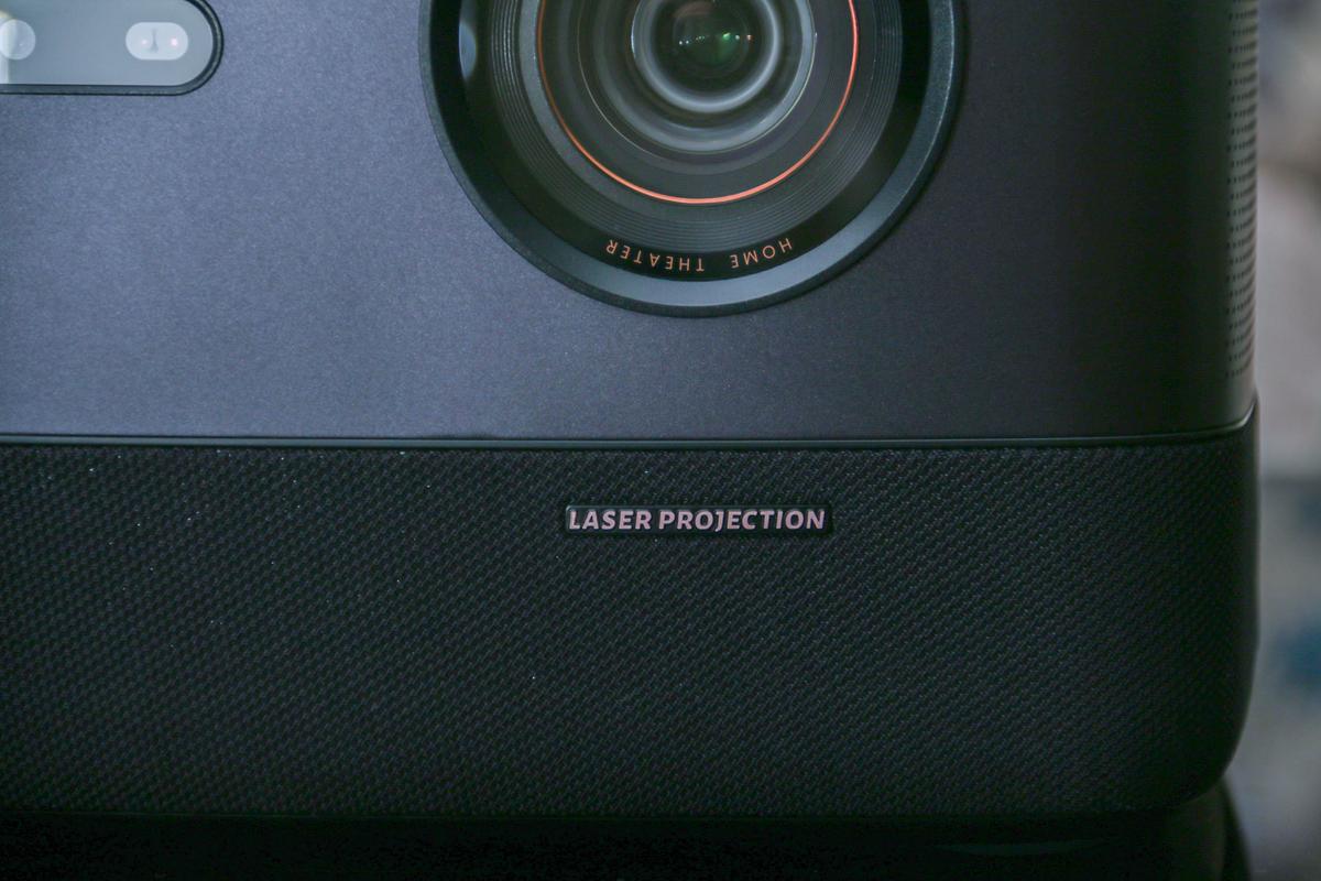 AOCK1S激光投影：4500ANSI不虚标，还豪配帝瓦雷音响，配置很顶！