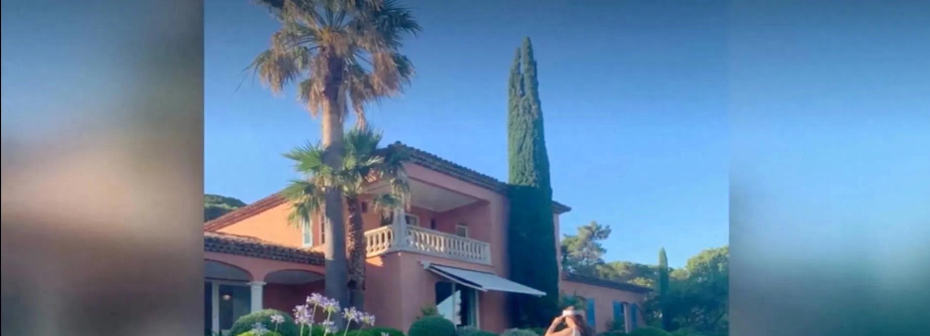 某女演员因不穿内衣而引发争议，被网友嘲讽后，某君主用7字回应