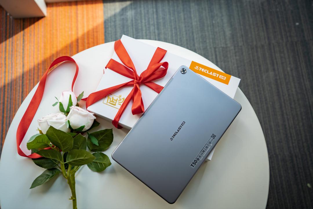 顶级的配置、极致的体验，这就是千元平板天花板——台电T502023