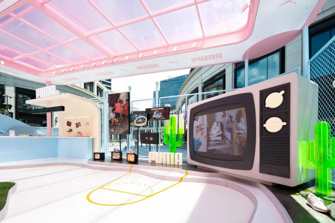 同样是快闪店，看燕京啤酒、PUMA、唐老鸭5大品牌如何玩出新高度