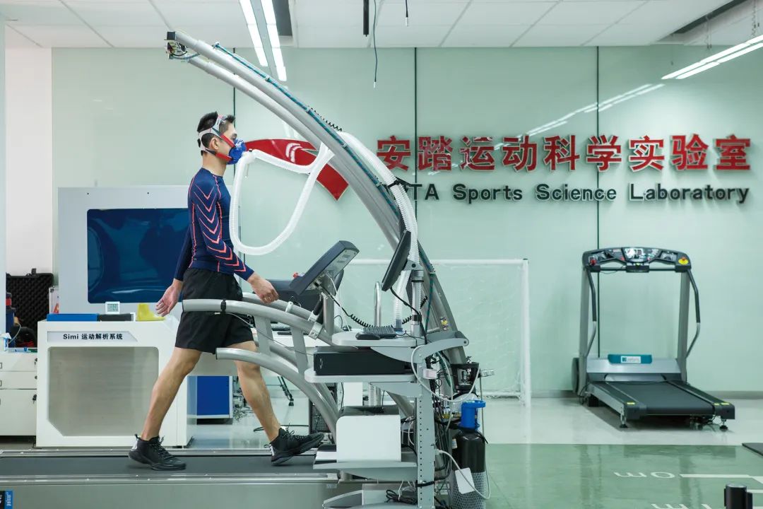 安踏：体育营销的品牌乾坤