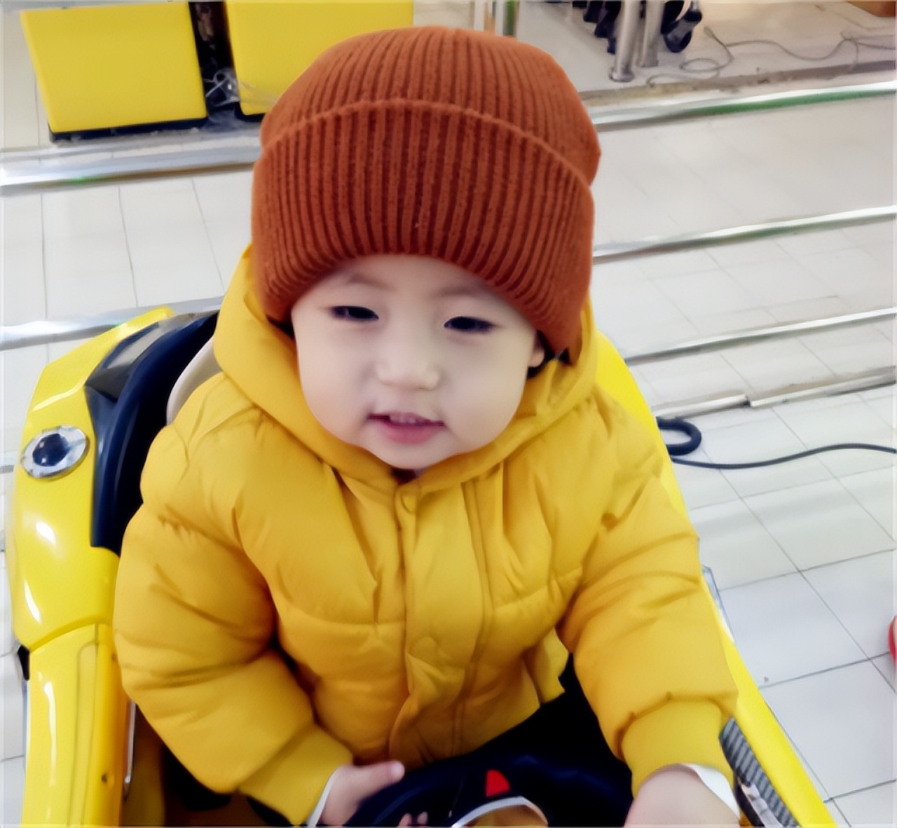 17年夫妻做4次试管终得子,2年后儿子却患癌,无奈将病母*养送**老院