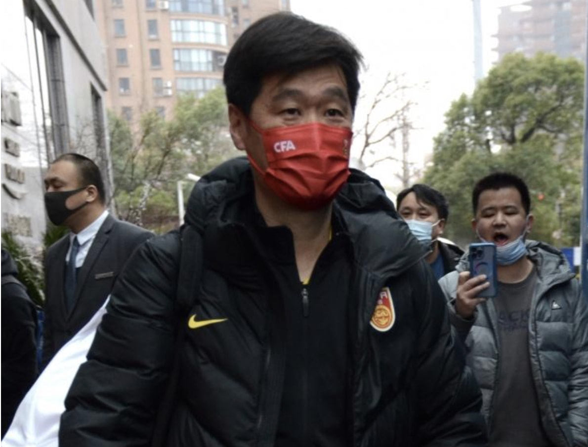 男足抵达阿联酋,男足108人抵达阿联酋视频