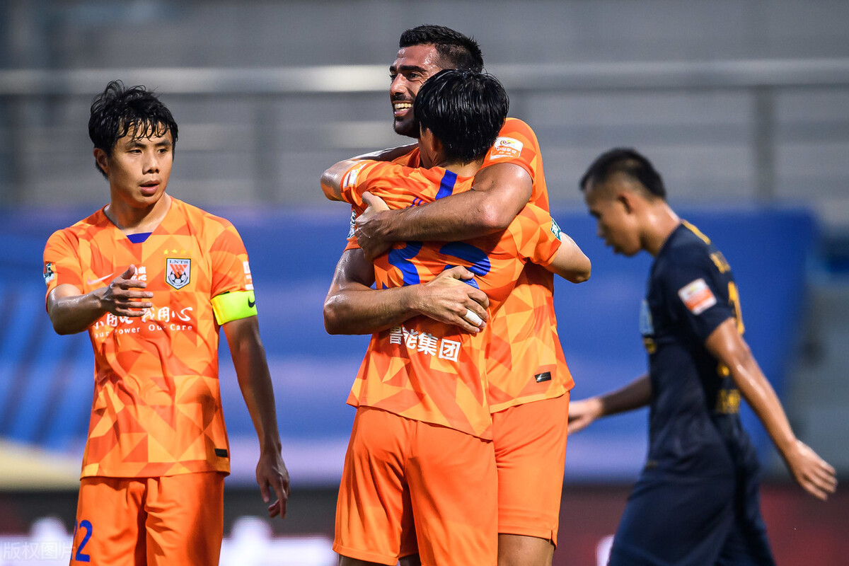 观点：昔日功勋落难泰山应伸出援手建设百年俱乐部人情味必不可少