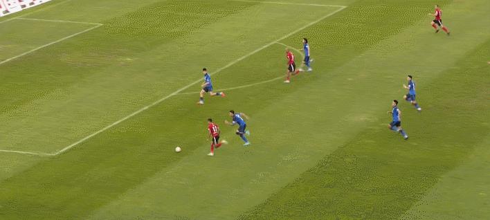 长春亚泰对天津津门虎贝里奇欢呼,萨布里奇近况如何