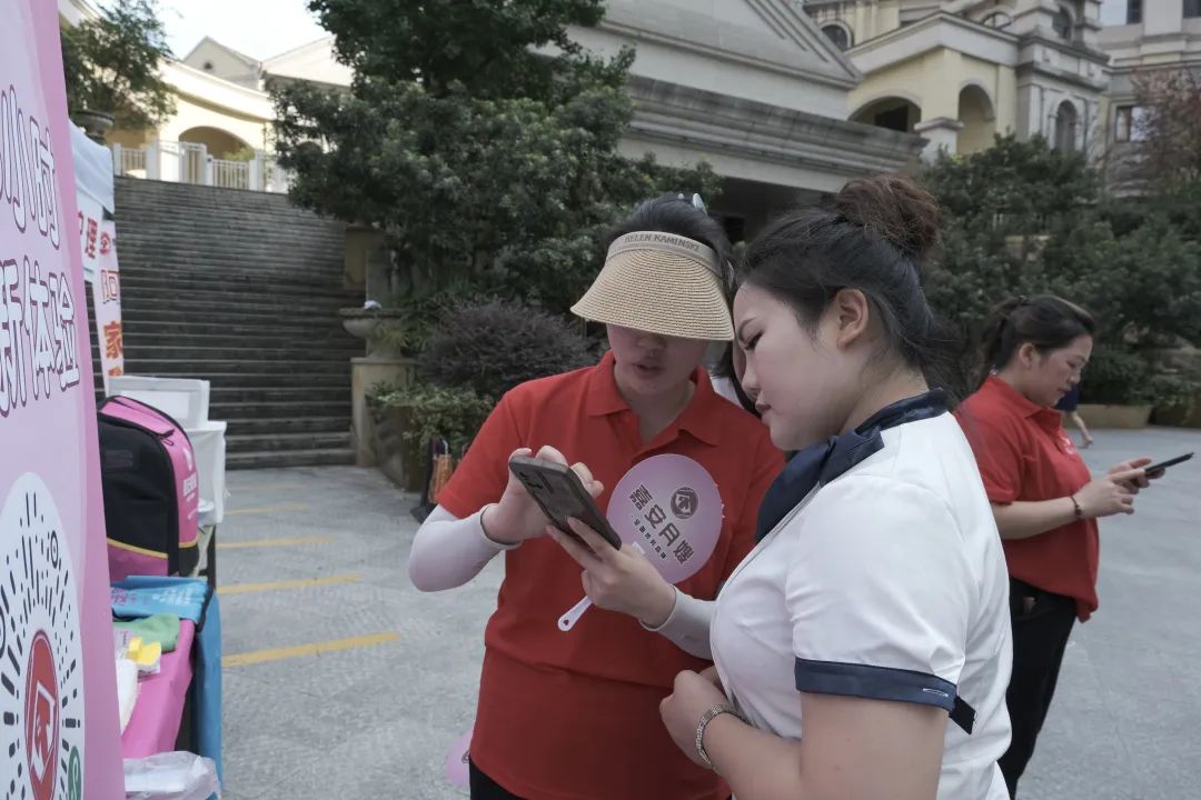 月嫂进户融入家庭,嘉安月嫂的视频