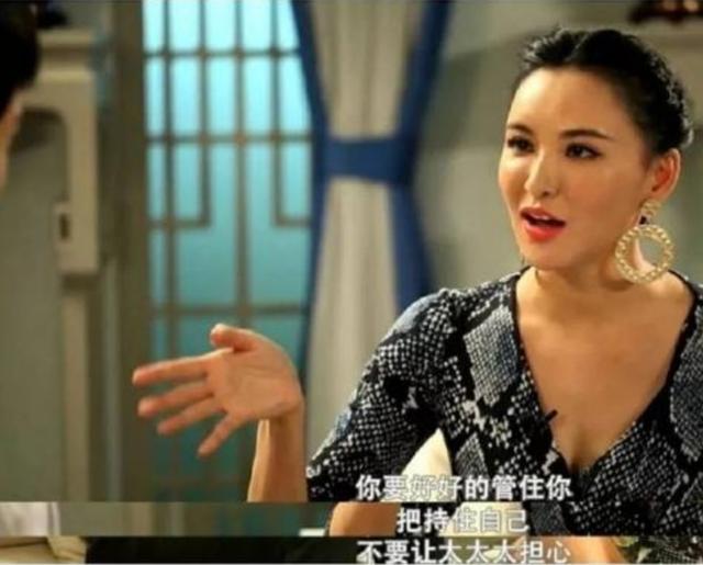 北爱十年张歆艺林夏跨屏合唱,北爱十年电影完整版