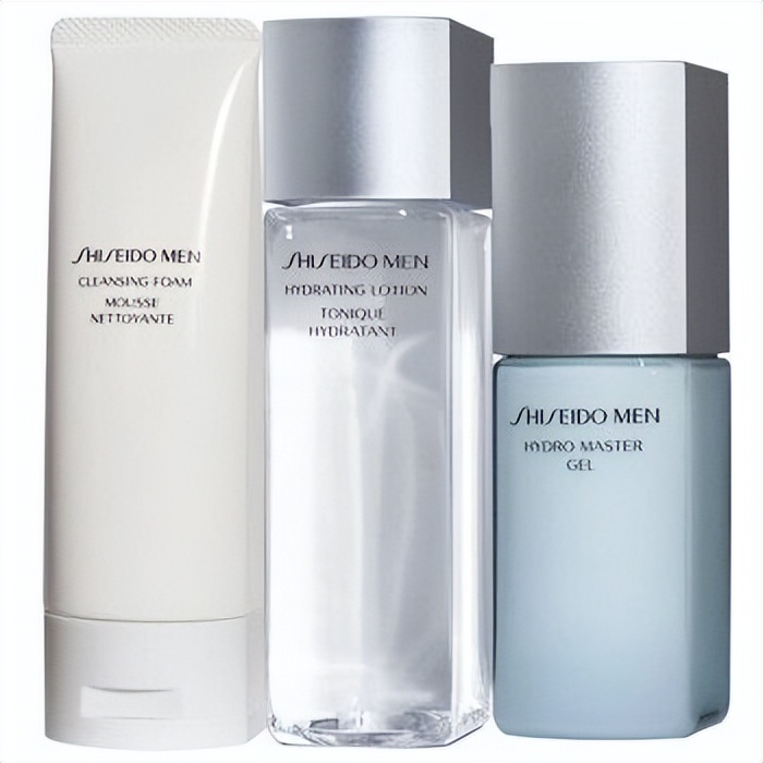 男士护肤就一个原则：精简，男士套装就是简单有效最直接的选择