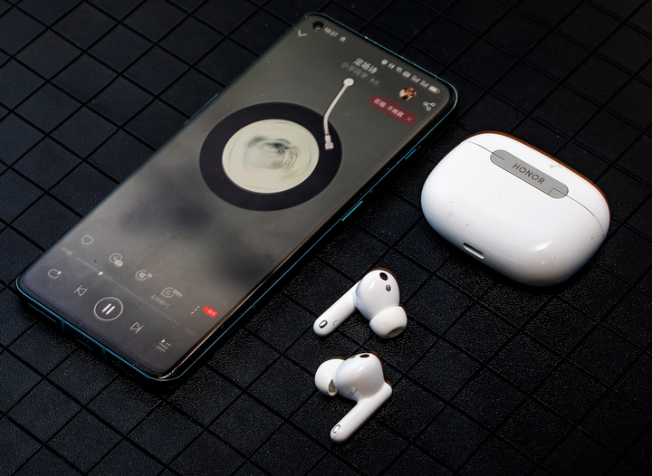 荣耀earbuds3pro降噪多少分贝,荣耀earbuds3pro音质评测