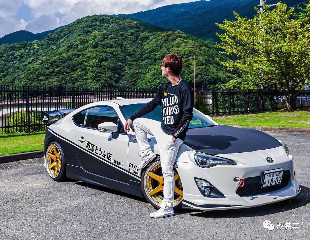 头文字d的女朋友,头文字d里面gt86的车主