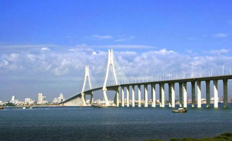 全国最赚钱的三个大桥都在广东,中国唯一的日收入过千万的大桥