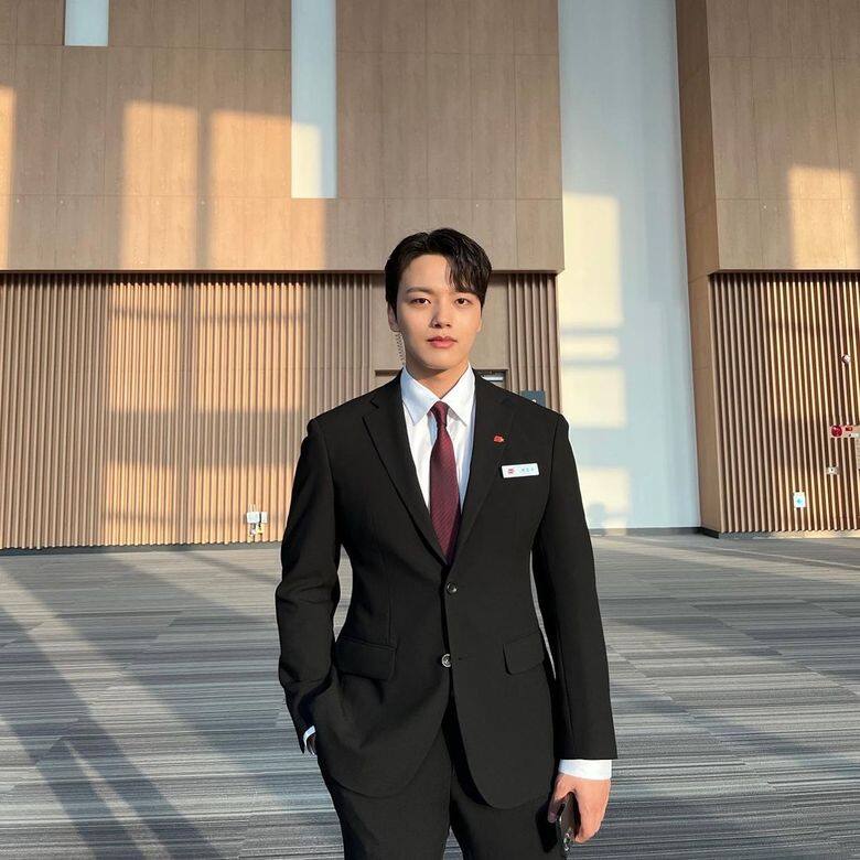 他是8岁出道的国民弟弟，如今成韩剧新男神，还是女神收割机