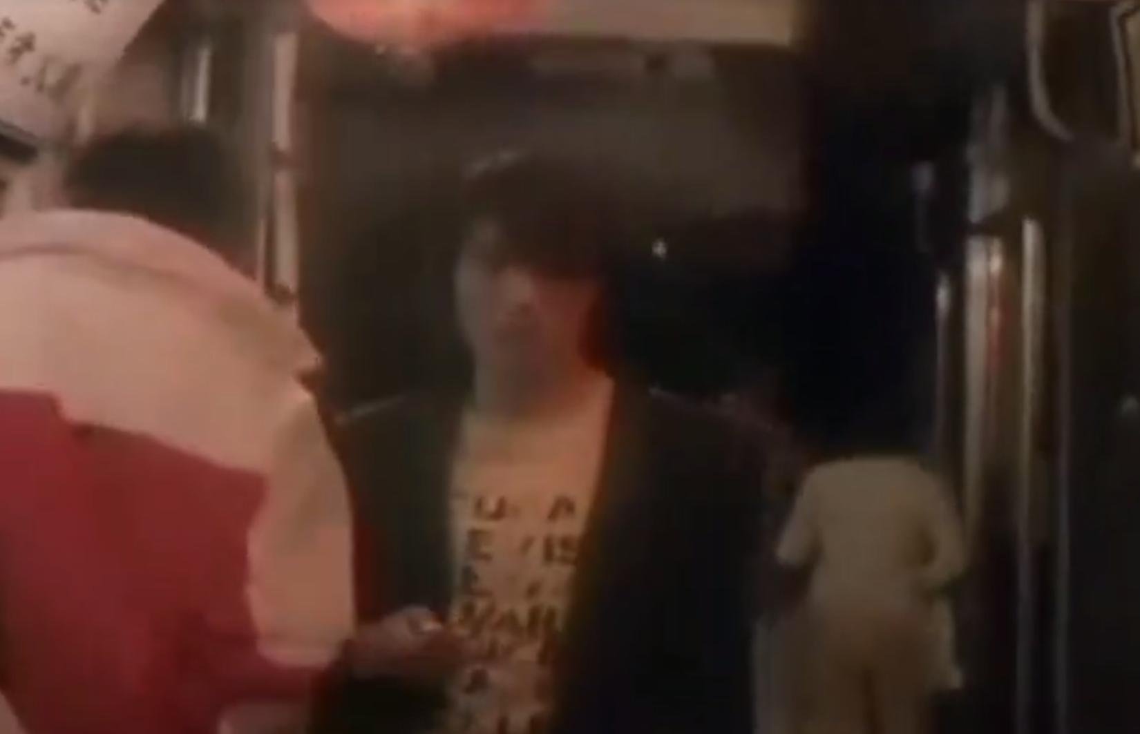 巩汉林足球签名赝品事件,巩汉林足球赝品