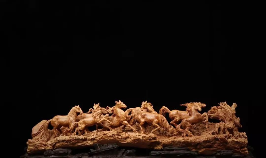 自然香气的红木家具,极品绿檀木雕