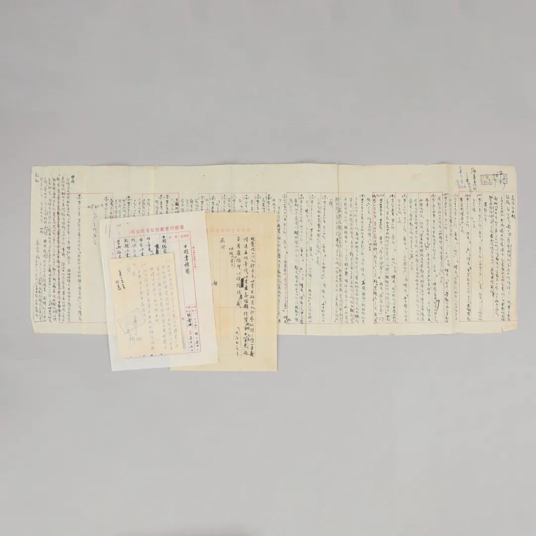 十二月拍|拥抱还是背离，都是在同一个世界里的选择