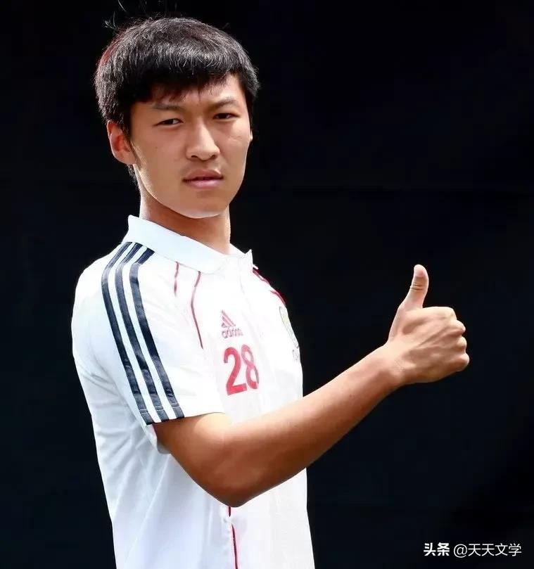 国足拼命三郎郑智,吴曦为什么叫做拼命三郎