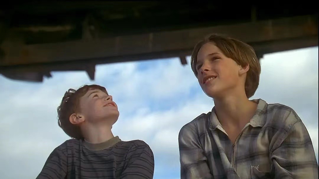 鳄鱼波鞋走天涯完整版在哪可以看,鳄鱼波鞋走天涯影片整体拍摄风格