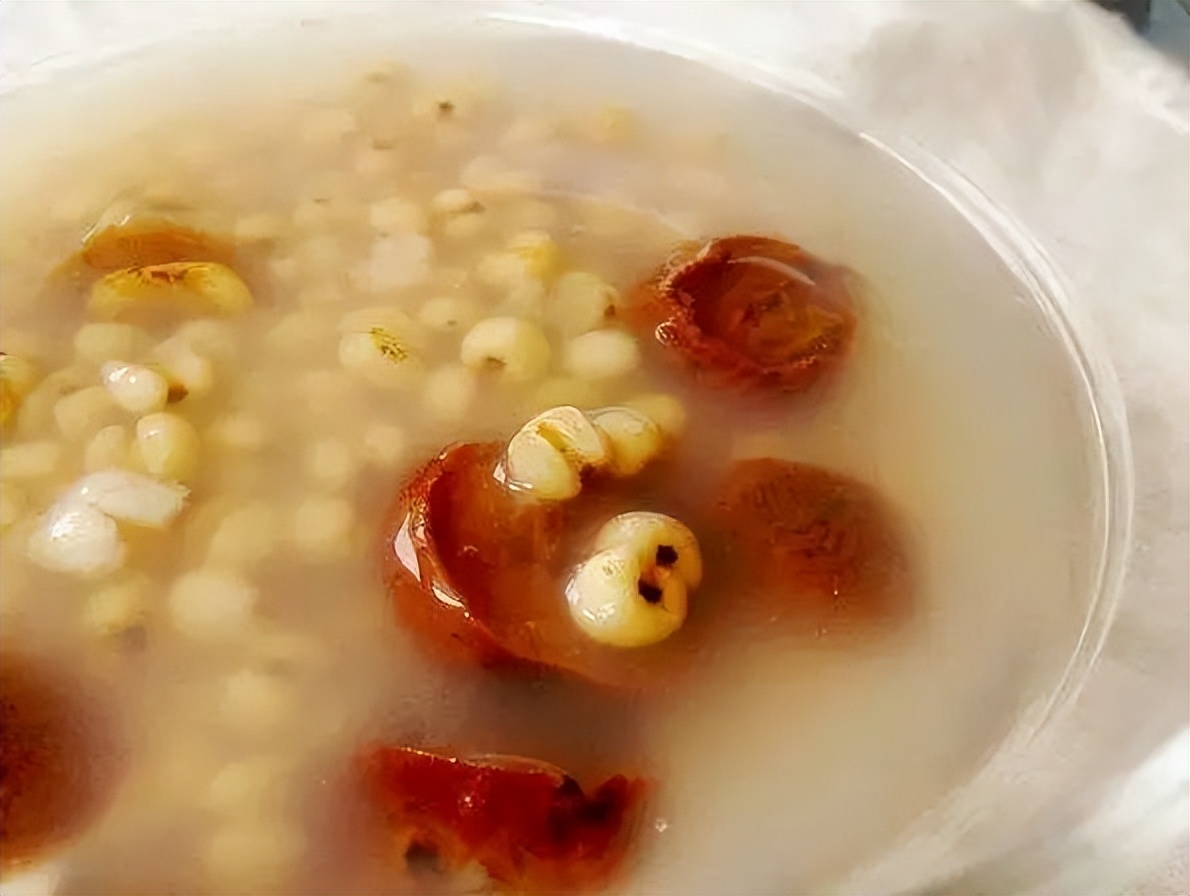 立秋养肺润燥,京城提醒立秋养肺润燥为先