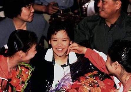 “跳马女王”桑兰因伤瘫痪，受巨额赔偿后，却曝出欺骗世人17年？