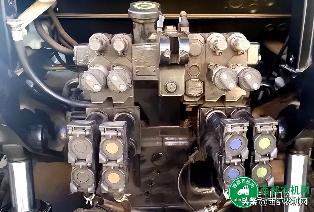 纽荷兰t4拖拉机图片,最新款纽荷兰拖拉机2004