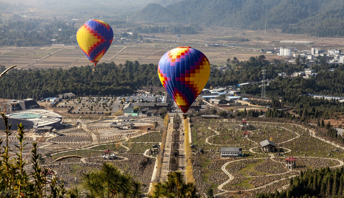 春节去云南哪里游玩有特色,春节除了云南还有哪里好耍