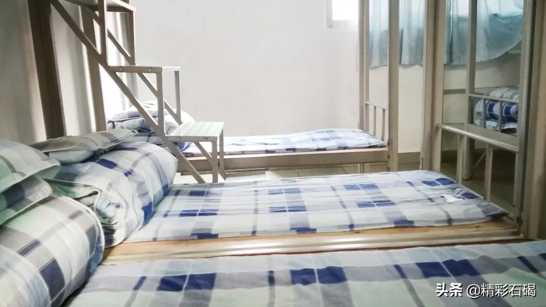 东莞石碣信息技术学校招生信息,东莞大朗四海英才学校招生简章