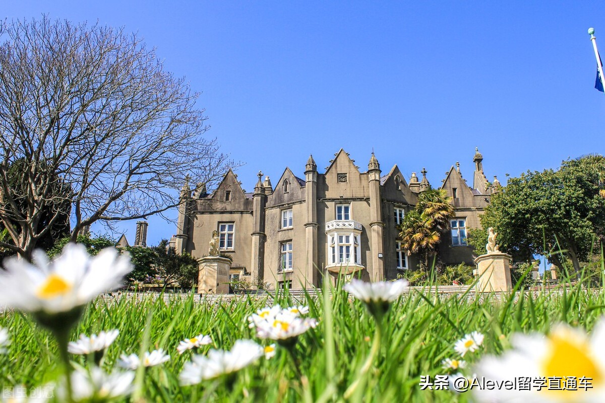 英国牛津剑桥名校,英国牛津剑桥对比