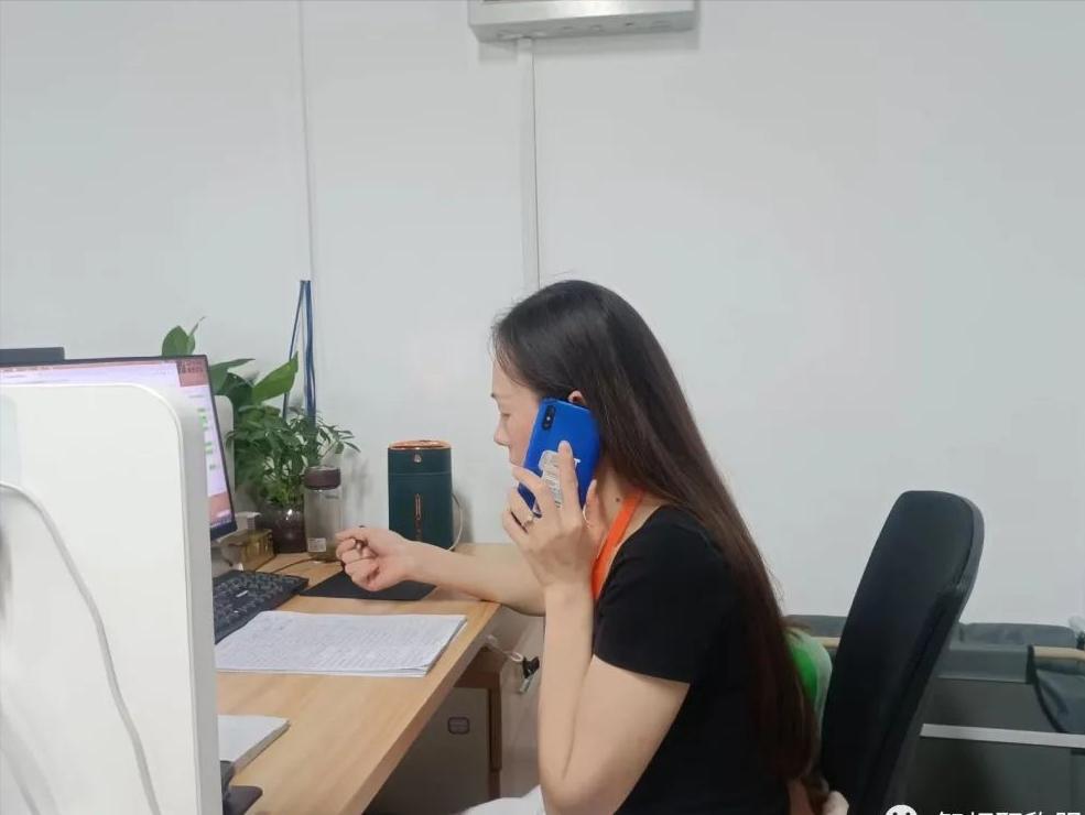 智炬精神|恪尽职守，只为客户提供优质服务