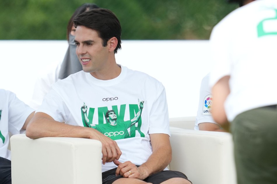 世界足球巴西卡卡,卡卡在巴西足球能排第几