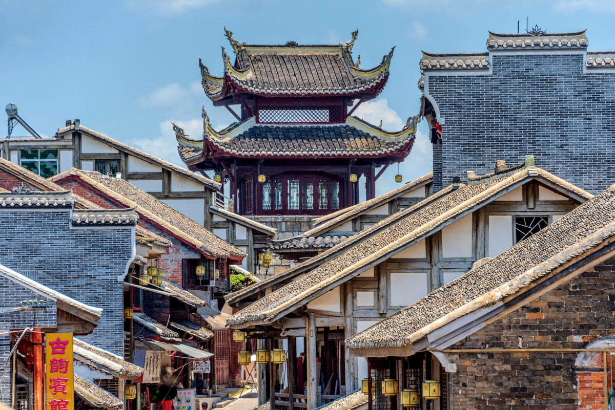 贵阳为什么会成为年轻人的香饽饽,蹲个城市