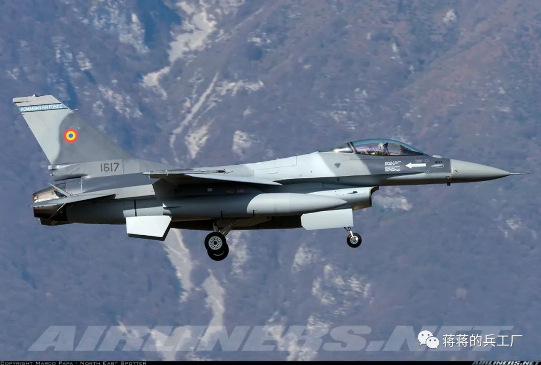 罗马尼亚空军视频,罗马尼亚捡破烂