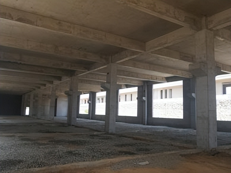 比学赶超全面推进各项工作,比学赶超争先创优与重点项目建设