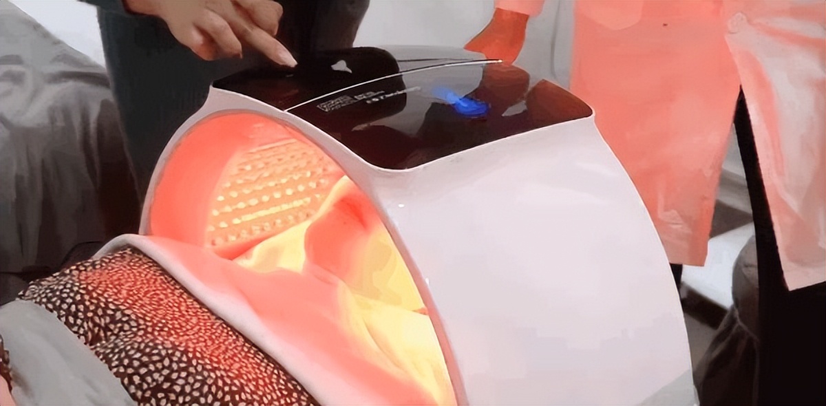 鼻子的黑头跟草莓一样,草莓黑头怎么去除最有效