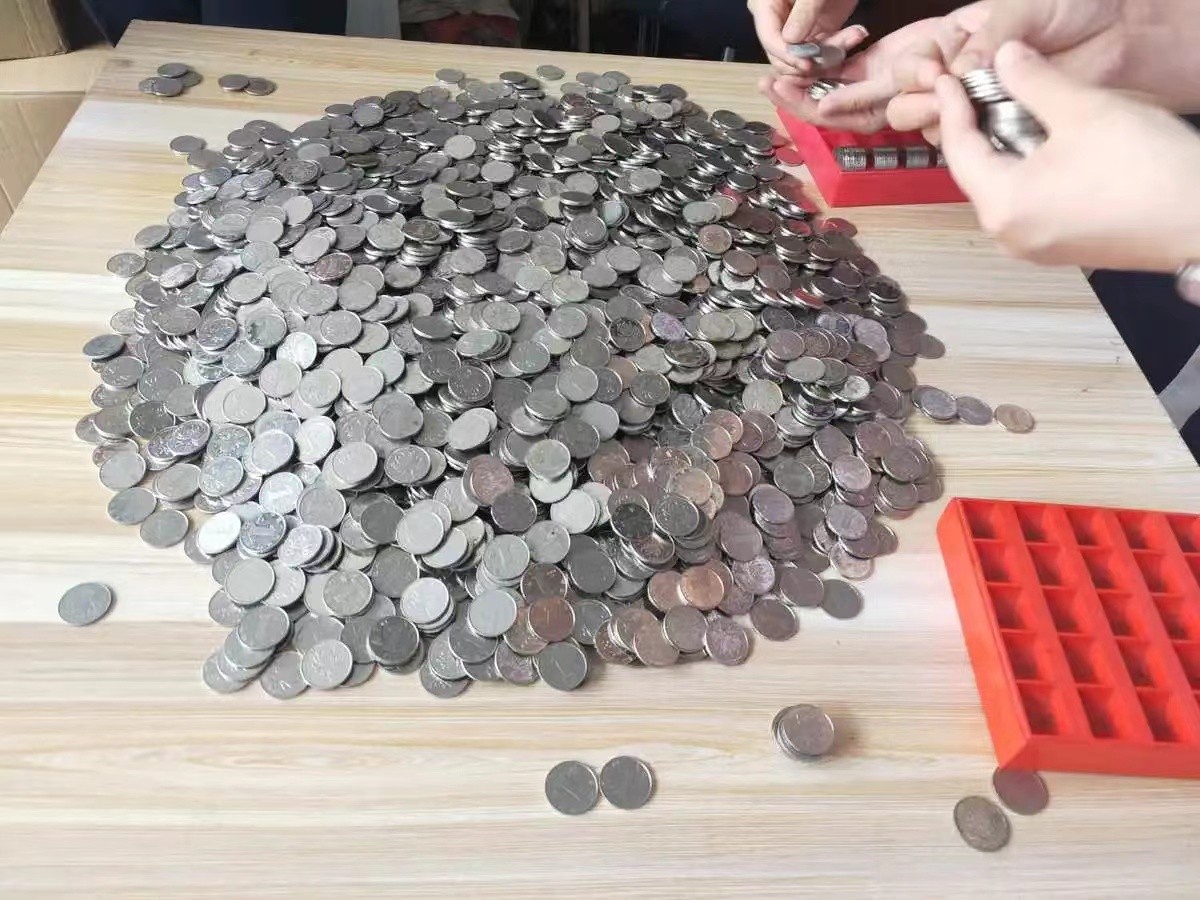 美国居然没有1美元硬币？美国政府：再也不当冤大头被使劲薅羊毛