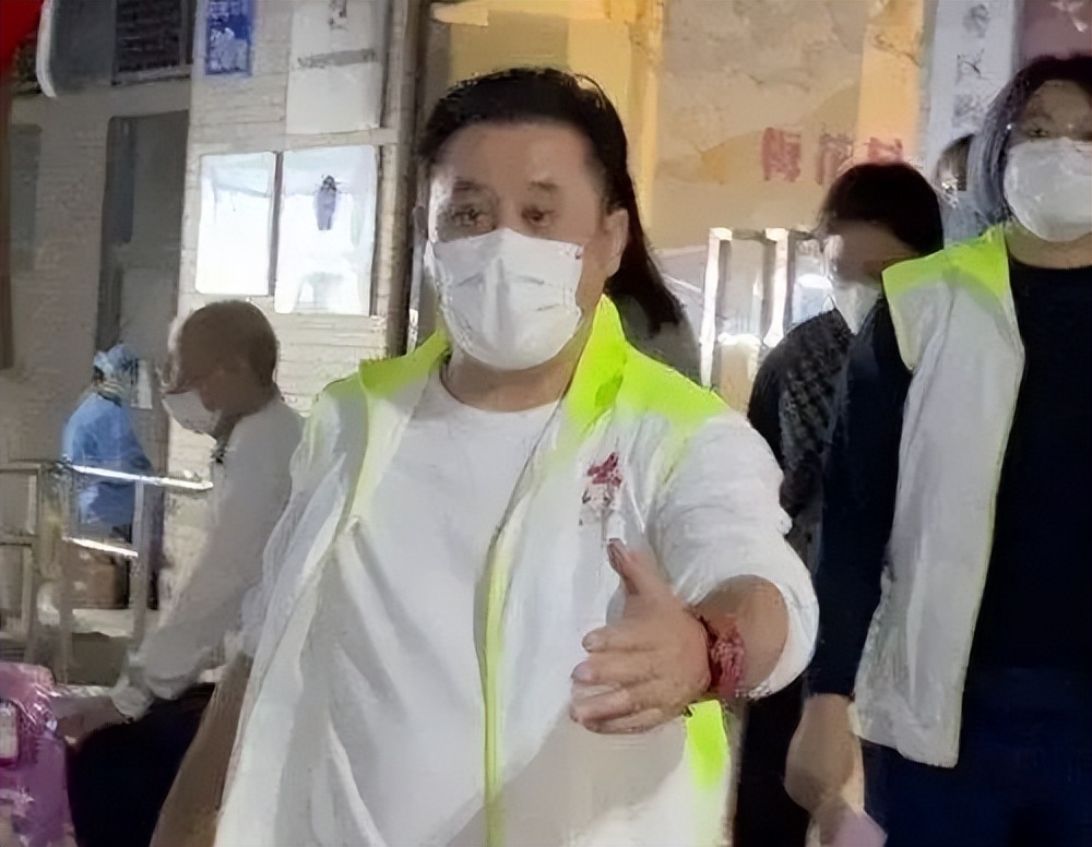 林思意深夜救待产孕妇官方视频,林思意深夜救待产孕妇视频