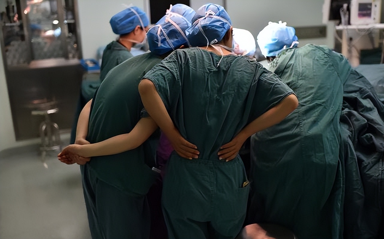 妇产科医生生孩子顺产还是剖腹产,产科医生自己生孩子感受