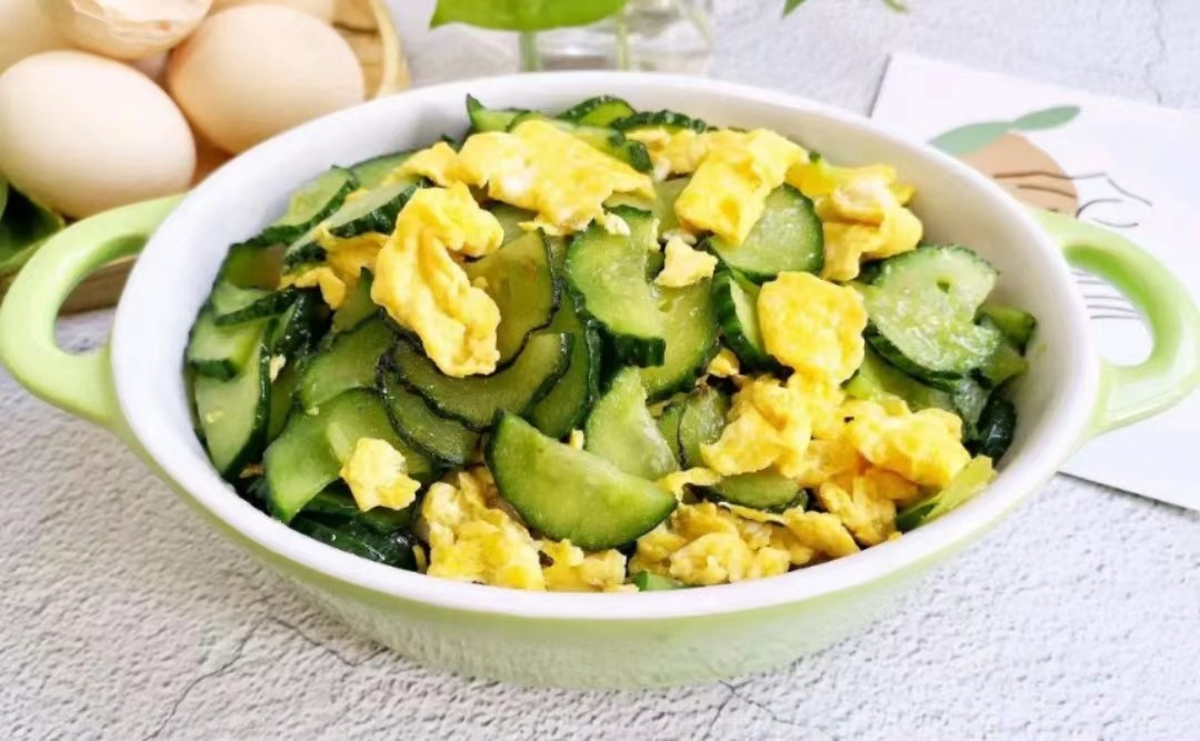 番茄丝瓜毛豆适合减肥,减脂期青菜和番茄怎么吃