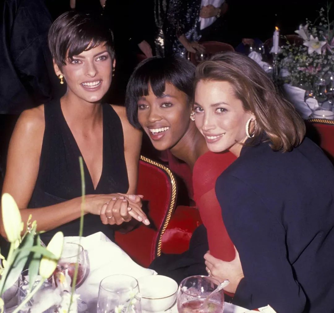 世界超模颜值,世界顶级神颜超模