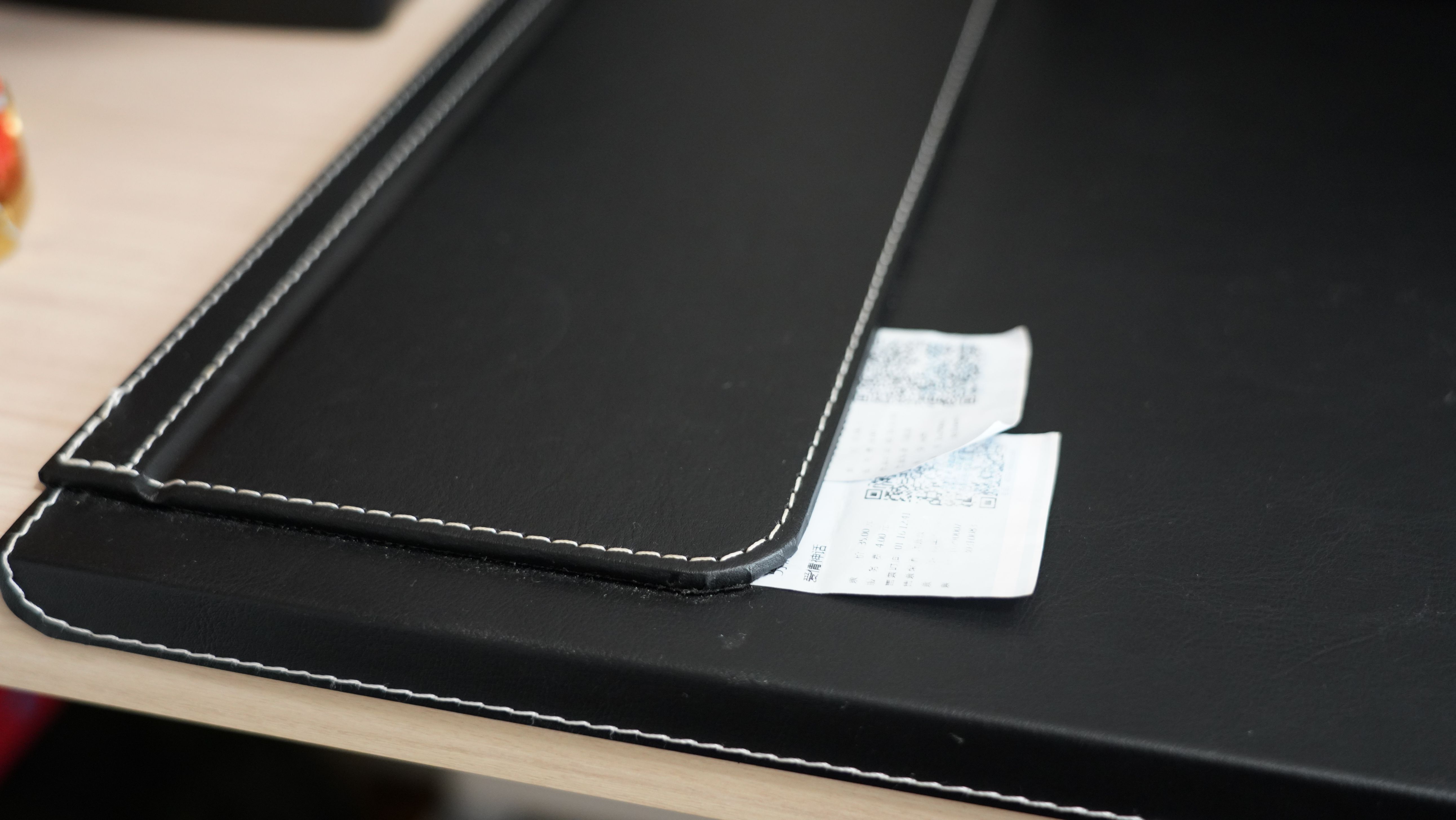 布置书桌的便宜好物,书桌桌面布置必备物品推荐