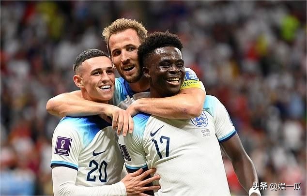 英格兰太太团2006,18年世界杯英格兰太太团