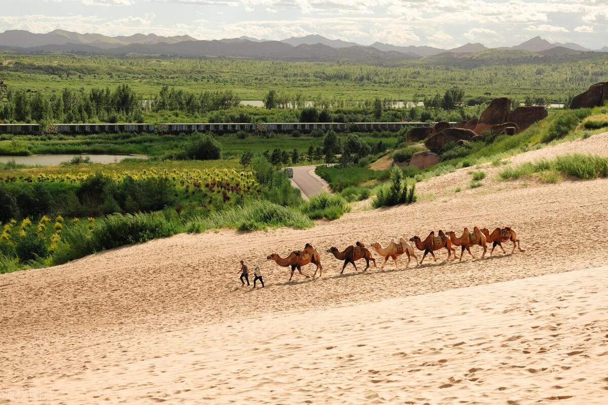 内蒙古玉龙沙湖旅游,玉龙沙湖旅游有感